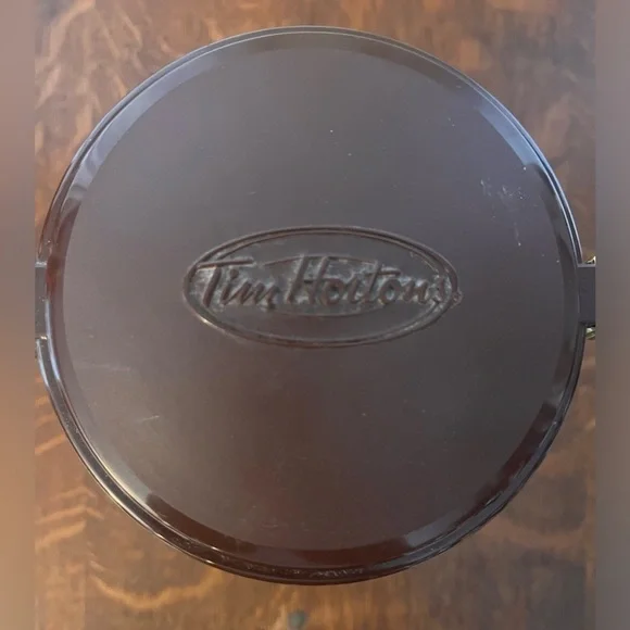 Limited Edition Tim Hortons Collector tin. #005 - Picture 6 of 7